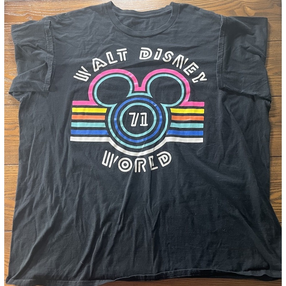 Walt Disney World Retro Rainbow Shirt 71 Adult 2XL Black